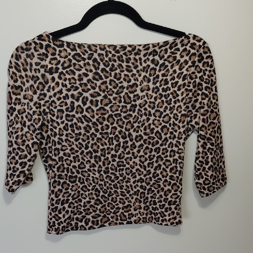 🔴 gaze Leopard Print Crop Top in Brown and Black